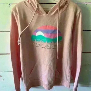 Simply Southern pink hoodie, sz small, EUC, fall/winter hoodie, preppy, graphic